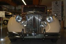 Jaguar MK5_2.JPG